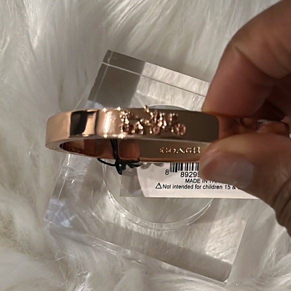 Coach horse & carriage design bracelet - Picture 3 of 5